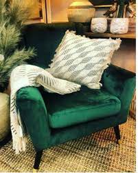 Covered in a stunning deep sage green with brocade bordering and strong hardwood legs. Brand New Commercial Grade Green Velvet Armchair Stunning Armchairs Gumtree Australia Bayside Area Hampton 1251360087