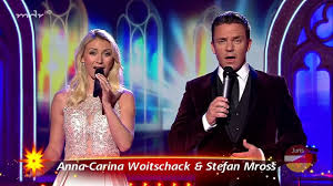 Anna carina woitschack stefan mross ich hab noch nie so geliebt carmen nebel. Anna Carina Woitschack Und Stefan Mross Hallelujah Die Grosse Show Der Weihnachtslieder 2019 Youtube