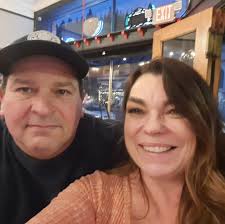 Strawberry Dubai chocolate cups with pistachio cream in Coeur d'Alene?