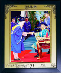 200+ gambar lucu bikin ngakak yang konyol dan gokil abis update terbaru 2018. Bingkai Gambar Rasmi Majlis Konvokesyen Pusat Pengajian Pengurusan Industri Kreatif Dan Seni Persembahan Uum Facebook
