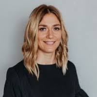 Lisa Wappler's Instagram, Twitter & Facebook