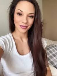 Queen Avery's Instagram, Twitter & Facebook