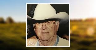 Chelsey Hacker's Instagram, Twitter & Facebook