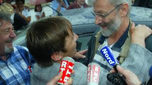 « l'union que nous désirons fonder sera une union juive universelle…en aucune circonstance, un juif ne deviendra l'ami d'un chrétien ou d'un musulman avant qu'arrive le moment où la lumière de la foi juive, la seule religion de la raison brillera sur le. J Attends Toujours Des Excuses Du Juge Burgaud