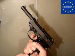 Die bezeichnung der kurzen handfeuerwaffe wurde anfang des 15. Pistole Walther P1 Handhabung Waffenkunde Detektiv Ausbildung Eurodet Youtube