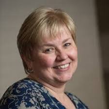 Erin Bergstrom's Instagram, Twitter & Facebook