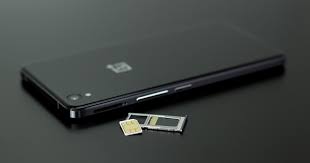 Here are a few handy ways to open the. How To Open A Sim Card Slot Without Ejection Tool Homies Hacks