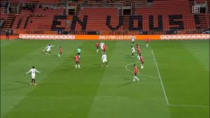 U vindt hier ook veel informatie over de bestemming. Fc Lorient Fc Metz 2 1 Tore Und Highlights Im Video Ligue 1