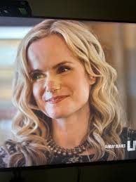 We got a lot if answers lastnight. I'm still wondering about Kimono lady?