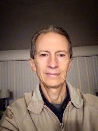 I am looking for a commitment long term relationship i want someone real  and fun to be with someone to show me around Thanks