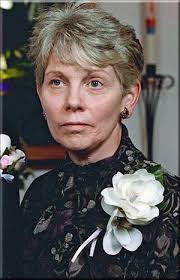 Carol Bracht's Instagram, Twitter & Facebook