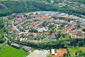 Moravský krumlov (en allemand : Zamek V Moravskem Krumlove Znojemsko Info