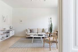 Opbergoplossingen voor kleine ruimtes wonen in een kleine ruimte kan een uitdaging zijn. Klein Appartement Van 55m2 Met Een Rustig Interieur Wooninspiratie