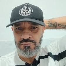 Officer….. I'm ready to go back to jail 😅