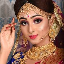 Top 20 Trendy Indian Bridal Makeup Images Makeup Artist In Delhi Bridal Makeup Images Indian Bridal Makeup Bengali Bridal Makeup