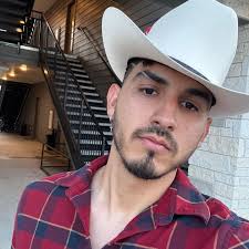 Jose Lara (@jose.lara.396867) • Facebook, Connect with friends