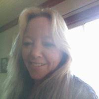 Katlyn Wallace's Instagram, Twitter & Facebook