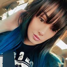 Chandra Mcgovern's Instagram, Twitter & Facebook