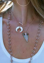 Jacquie Aiche Diamond Mako Shark Tooth Necklace Oster Jewelers Mycoloradostyle Shark Tooth Necklace Horn Necklace Bone Horn Necklace