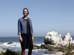 Amanda Whitmire: The Unlikely Marine Science Librarian | Face to ...