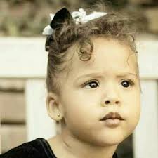 Mariela "Mari" Griffith‎