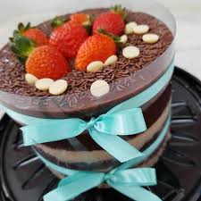 Collaborations with steve white starfire series (based on the starfire games). Bolo Tsunami Cake Rezept Und Tipps Fur Den Ultimativen Kuchentrend 2020 Kuchen Ohne Backen Kuchen Rezepte Dessert Ideen