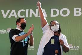 Pain at the injection site. Enfermeira De Sao Paulo E A Primeira Brasileira A Ser Vacinada Contra Covid 19 No Pais Primeiro Plano Home