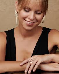 This week we had the great honor of welcoming Curt Menefee @curtmenefee and  his amazing wife Viollette @violletteandlil to John Paradiso Diamond  Jewelry! 💎 A true legend in sports broadcasting, Curt has