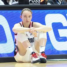 Paige Bueckers update: Getting her mind right is top priority for NCAA  Tournament - The UConn Blog