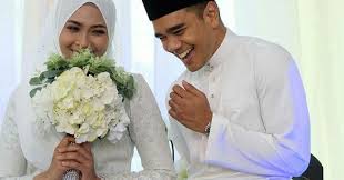 Maybe you would like to learn more about one of these? Drama Klik Pengantin Musim Salju
