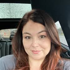 Teresa Barr's Instagram, Twitter & Facebook