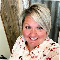 Mandy Wiley's Instagram, Twitter & Facebook