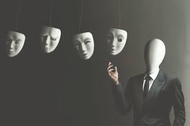 Las mentiras, por Gisela Ortega