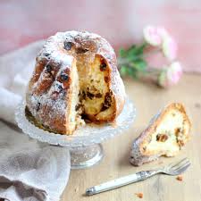 Christelle Huet Gomez Sur Instagram Petite Douceur Ramenee Hier De La Maisonmulot Leur Fameux Kouglof Quel Delice J Ai Attendu Ce Matin Avant D Y Goute