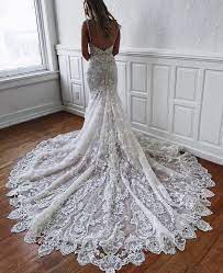Show Stopping Train In Store At Breeze Boutique Columbia Mo Dream Wedding Dresses Wedding Attire Wedding Dresses Lace