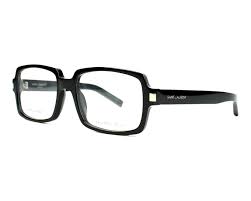 Saint laurent est connue aujourd'hui comme l'une des plus grandes entreprises de mode au monde et est connue pour ses œuvres modernes et emblématiques, telles que les vestes pour femmes. Yves Saint Laurent Sl 66 807
