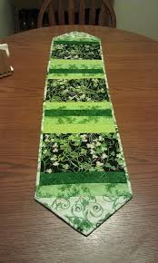 St Paddy S Day Table Runner Project On Craftsy Com Crochet Table Runner Quilted Table Runners Holiday Table Runner