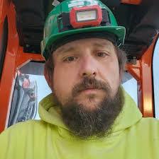 Nicole Raith's Instagram, Twitter & Facebook