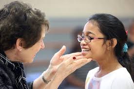 Gift of sight: Dubuque grade-schools receive glasses through program