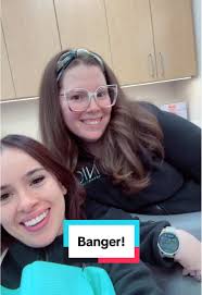 Starting the week the right way 🥳😊😂!!!! #dental #dentist #braces #fypシ  #teethok #dentaltok #coworkers #pitchperfect #orthodontist