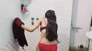 Younger stepSister Bathing Nude Desi Village Girl Bathroom Video Porn Video  - Rexxx