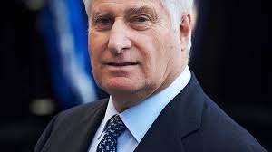 Casa de Alba, continúa la guerra: el nuevo desprecio del duque a su hermano  Cayetano