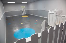 We designed and built wagging tails to make it easy to provide excellent care for each pet including: Wagging Tails Pet Resort Indoor Playground Wagging Tails Pet Resort