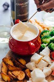 Easy Cheese Fondue Recipe With White Wine Recipe Fondue Recipes Cheese Fondue Dinner Cheese Fondue