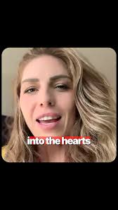 💥 Only 14% of U.S. households contribute to a Roth IRA. That's wild.  Because Roth IRAs are one of the most powerful tools to retire TAX-FREE.  Let's break it down 👇 📊