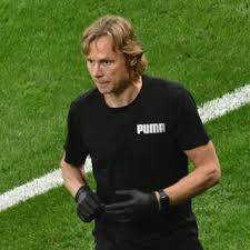 Jun 23, 2021 · карпин — отличный мотиватор, что для сборной крайне важно. Karpin Vyskazalsya O Vozvrashenii V Spartak Futbol Sport Lenta Ru