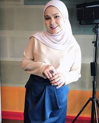 Penyampai radio sinar fm, feeya iskandar selamat bergelar isteri kepada jejaka pilihannya nurashid abdul wahab pada 6 mei. Rumah Feeya Dekat Kampung Delek Je Boleh La Sembang Netizen Berita Kopak Cc