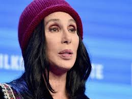 Cher continues to walk the red carpet and perform in statement looks that turn heads. Cher Besorgniserregendes Posting Wie Schlecht Geht Es Der Popikone Wirklich Bunte De