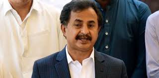 Haleem Adil Sheikh claims DIG Farrukh Bashir is tasked to 'kill' him