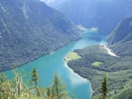 At the foot of the watzmann, in the middle of the mountains is the protracted königssee. Konigssee Schoenau Am Koenigssee 2021 All You Need To Know Before You Go With Photos Tripadvisor